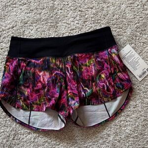 Lululemon Speed Up MR Short 4”